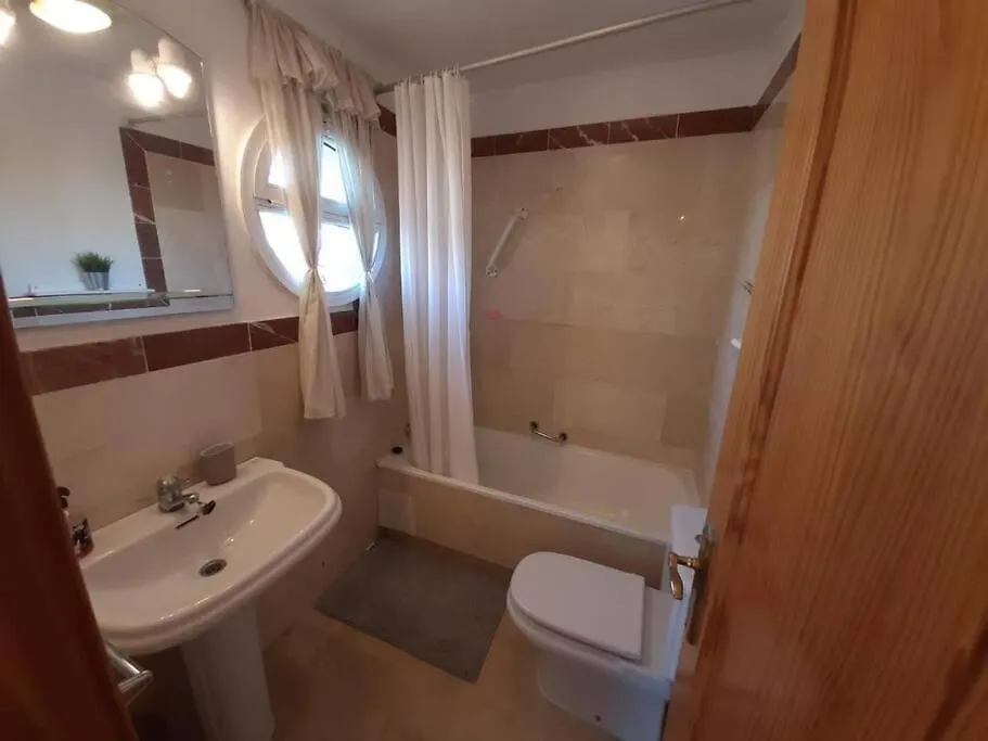 Сasa de vacaciones 3 Bedroom Home With Amazing Views & Outdoor Spaces Manilva
